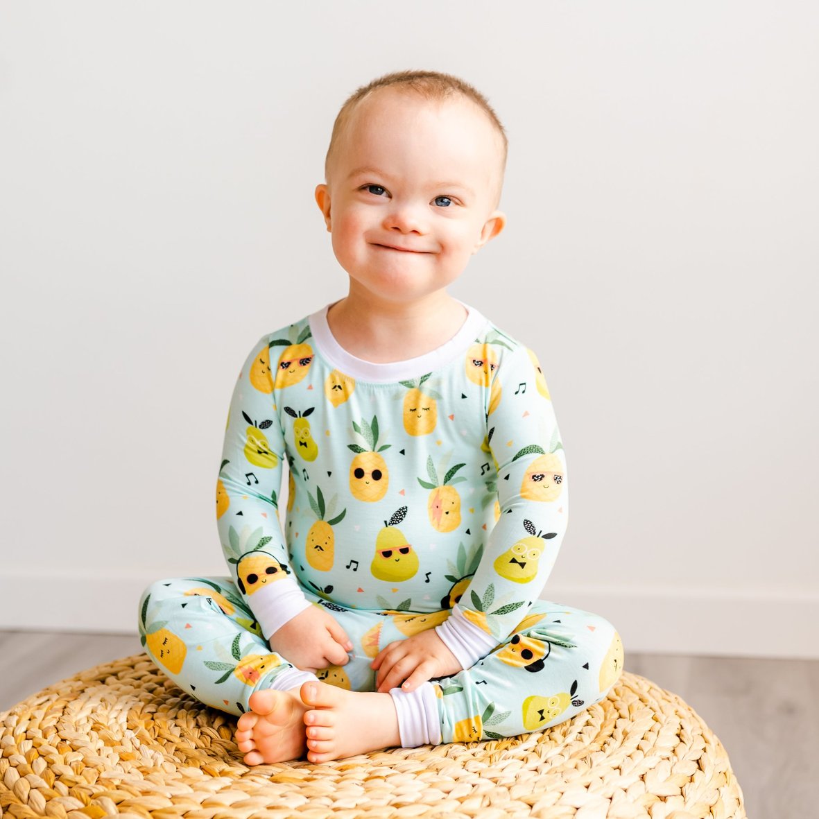 Pineapple sleepwear hotsell