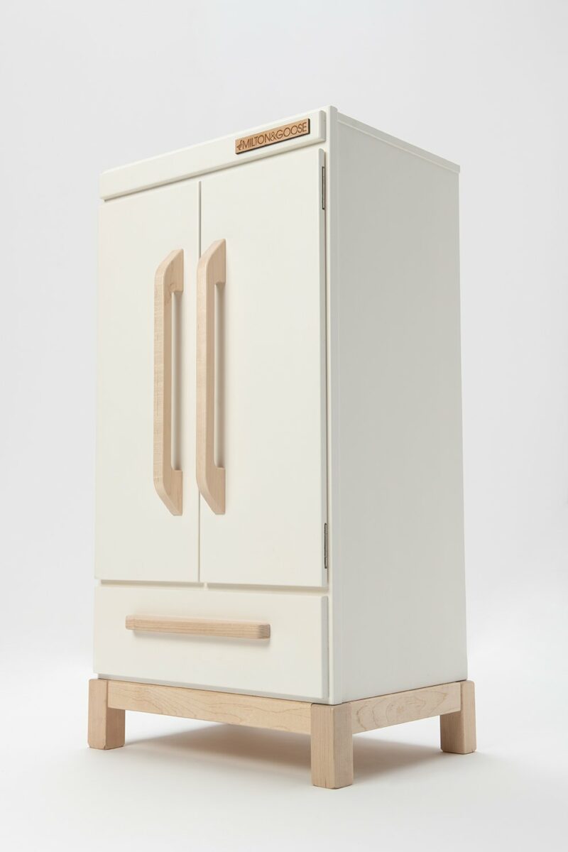 Milton & Goose Essential Kitchen Refrigerator