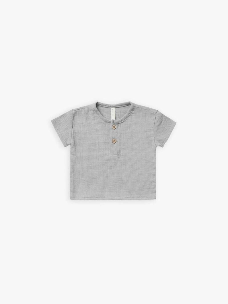 Quincy Mae Woven Henry Top In Periwinkle