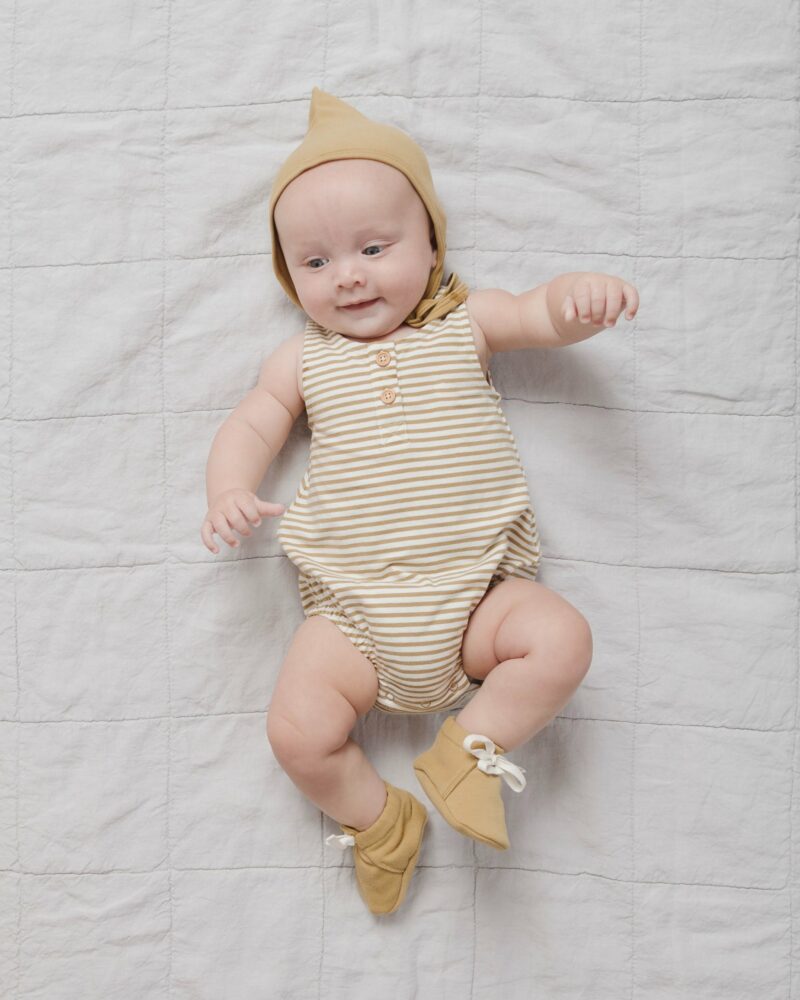 Quincy Mae Sleeveless Bubble Onesie In Gold Stripe