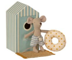 Maileg Beach Mice Little Brother in Cabin de Plage