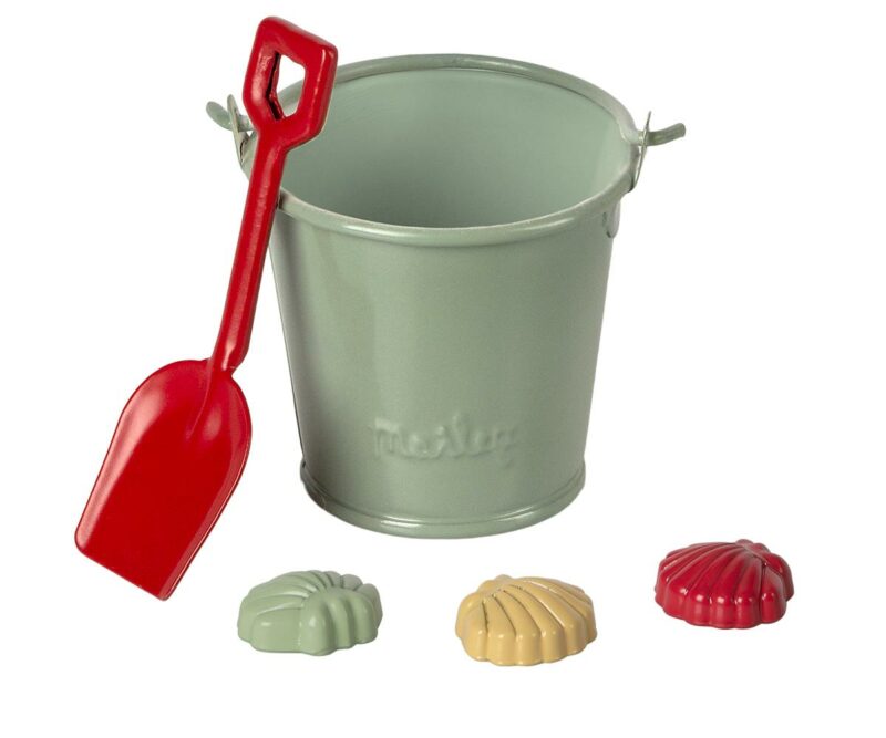 Maileg Beach Set with Shovel