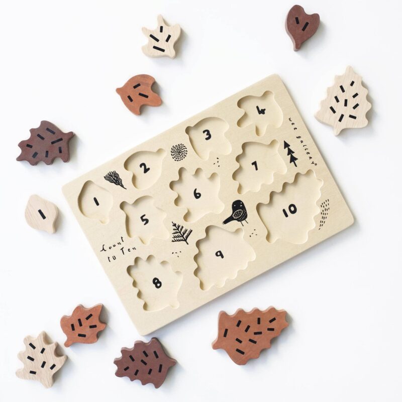 Wee Gallery Count to 10 Leaves Wooden Tray Puzzle