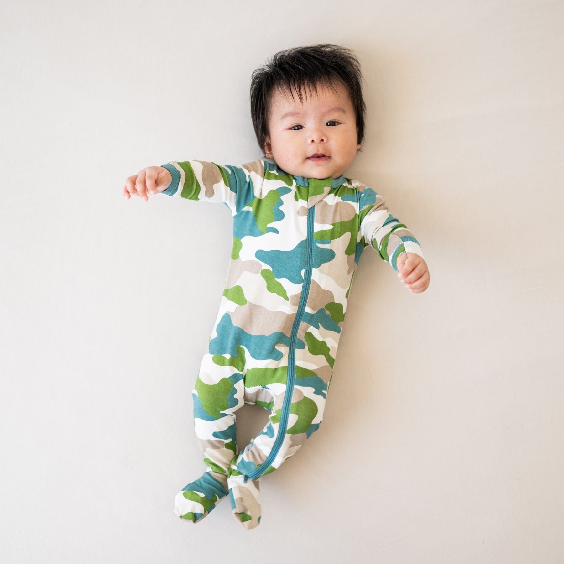 Baby best sale camouflage onesies