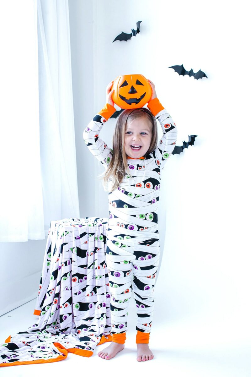Birdie Bean Bates Bamboo Viscose Glow in the Dark Pajama Set