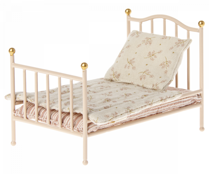 Vintage Bed for Mouse in Rose from Maileg