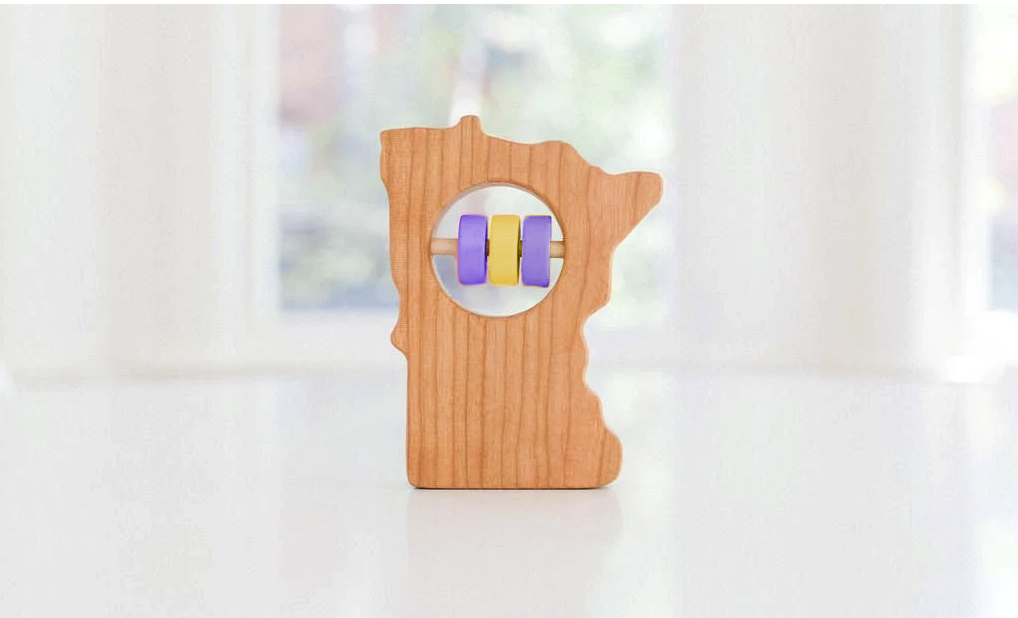 Bannor Toys Minnesota State Wooden Rattle in Purple and Gold