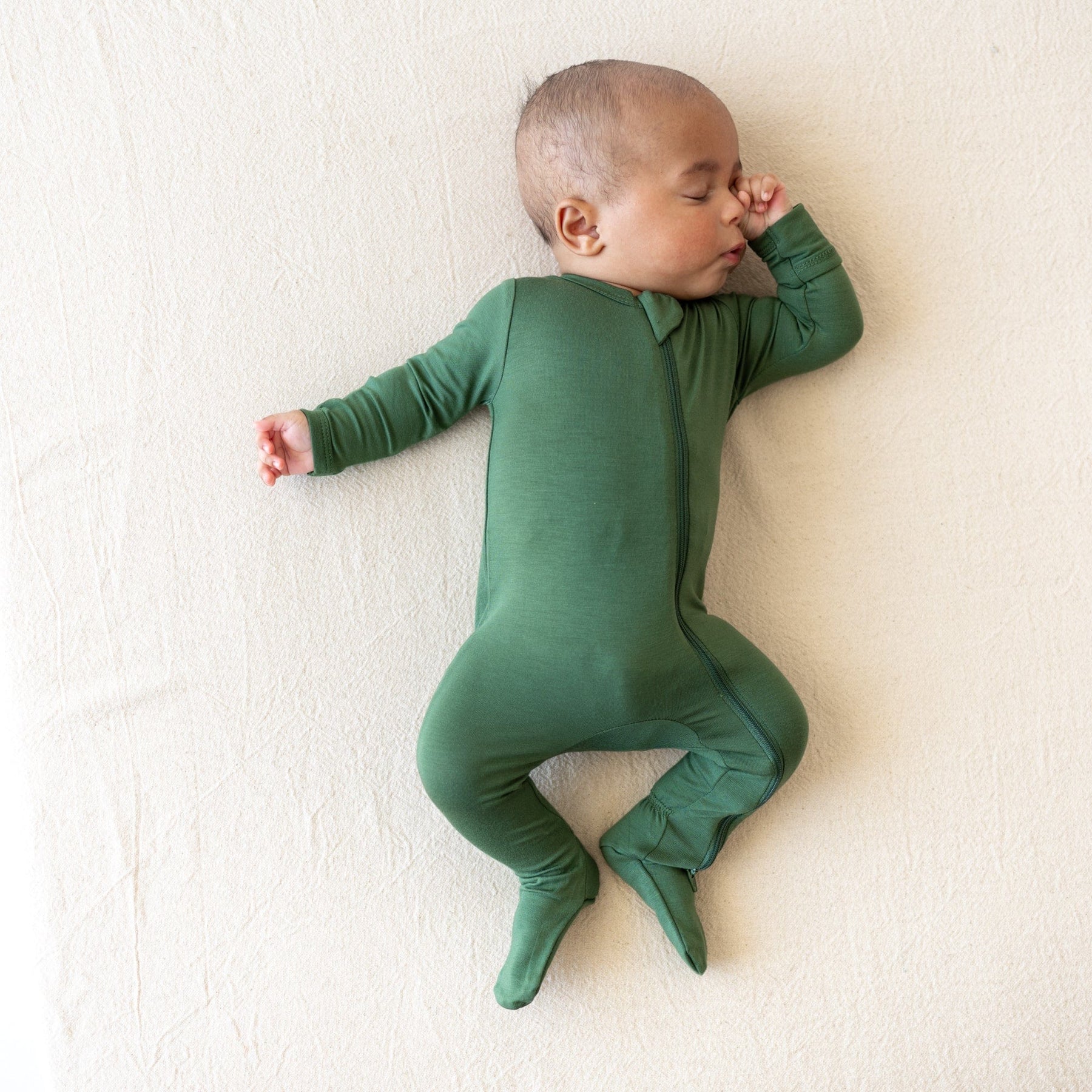 Kyte BABY Zippered Footie in Hunter Blossom