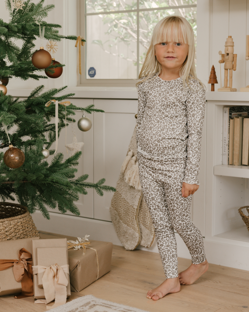 Rylee + Cru Pajama Set In Holiday Vines