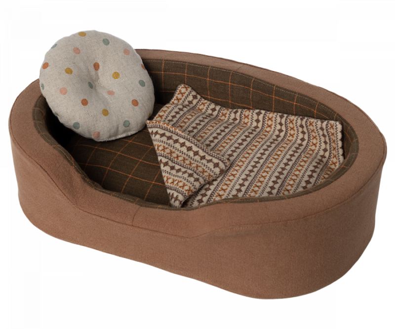 Maileg Dog Basket in Brown