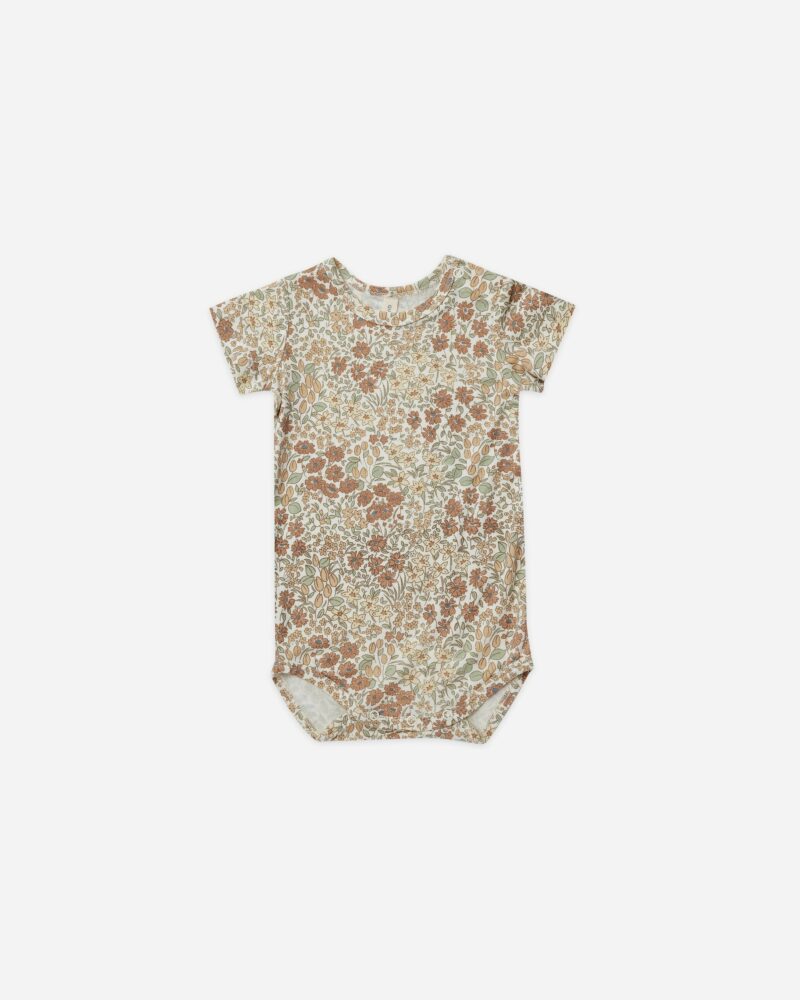 Quincy Mae Bamboo Short Sleeve Bodysuit In Wildflowers Quincy Mae Bamboo Short Sleeve Bodysuit In Wildflowers