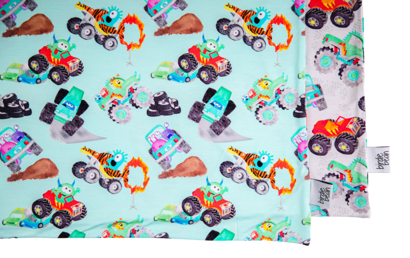 Tyler & Kenny Bamboo Viscose Zipper Pillowcase Set made by Birdie Bean