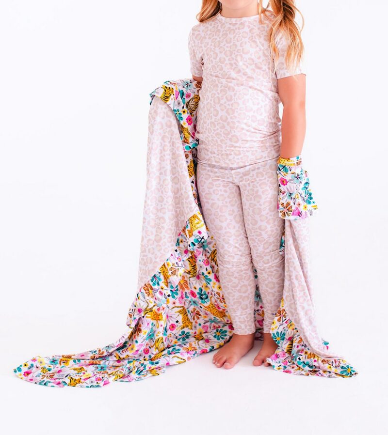 Ivy & Zara Bamboo Viscose Ruffle Birdie Blanket from Birdie Bean