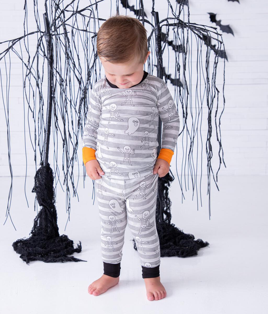 Birdie Bean Georgie Glow-In-The-Dark Two-Piece Pajama Set