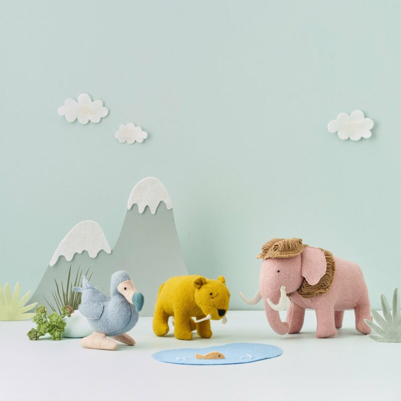 Extinct Animals Holdie Set from Olli Ella