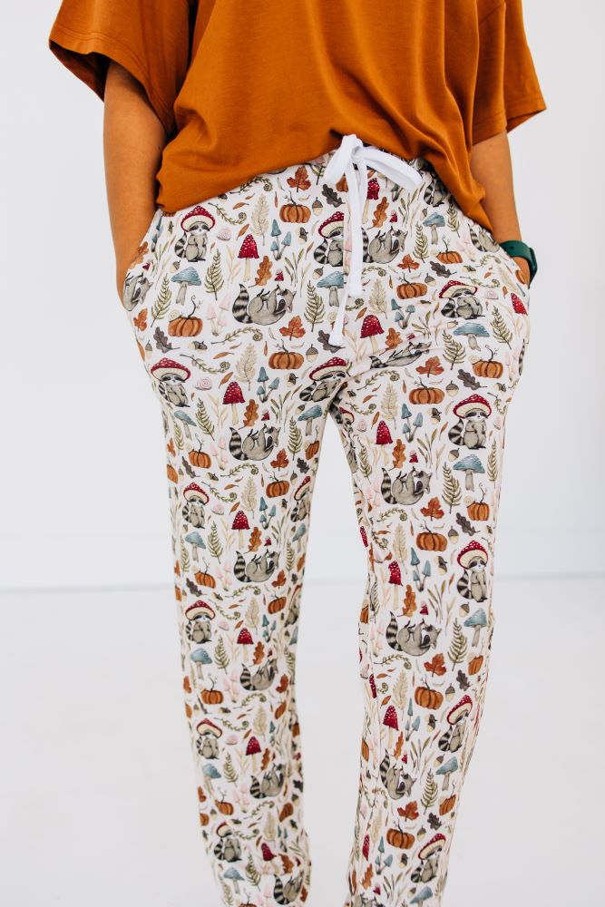 Women's Sleeping Dog Pajama Jogger | Aventura