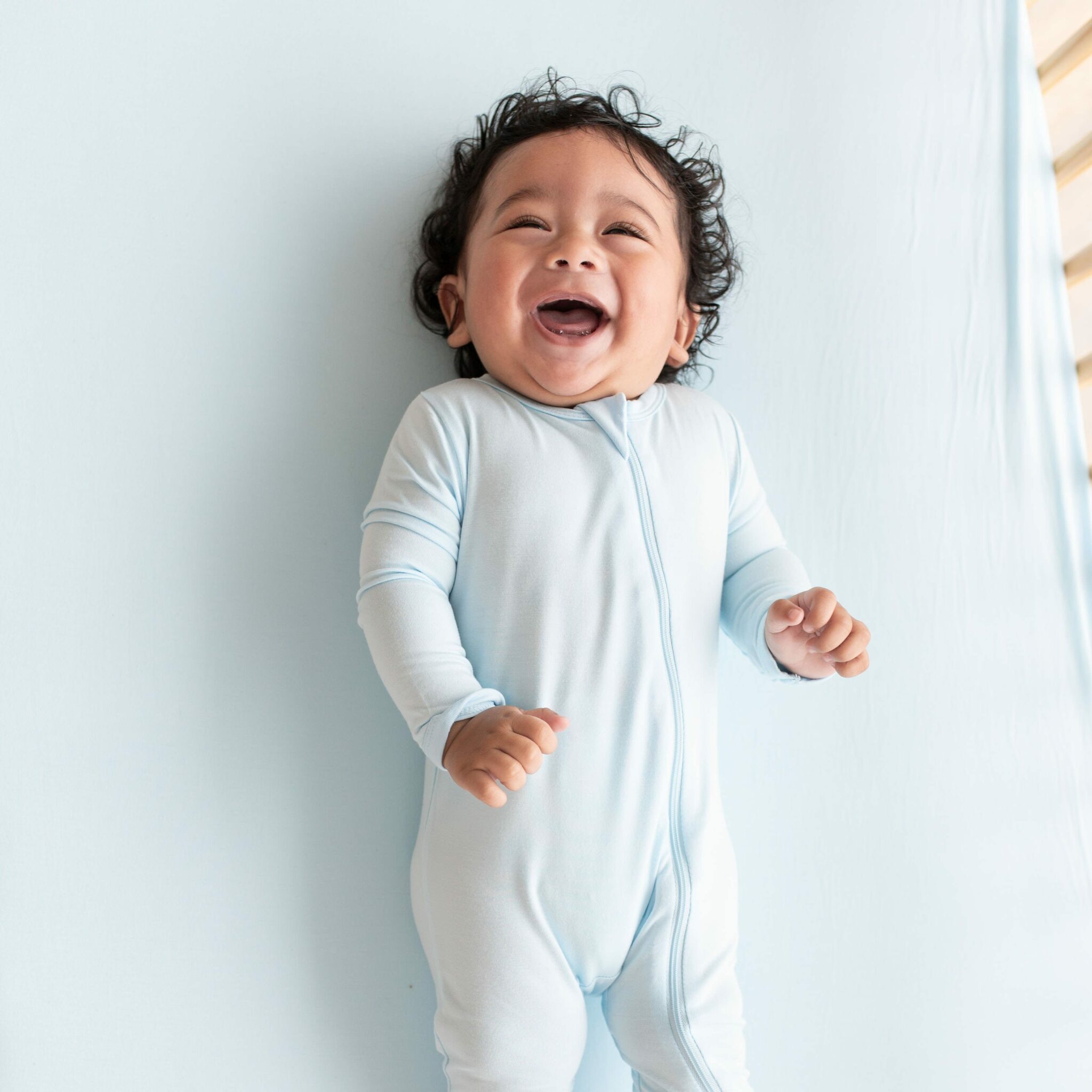 Kyte Baby Zippered Shortall Romper - Breeze main image 1