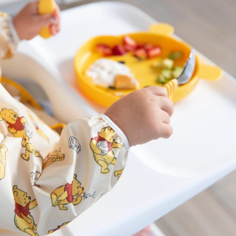 Sleeved Bib: Winnie Loves Hunny made by Bumkins