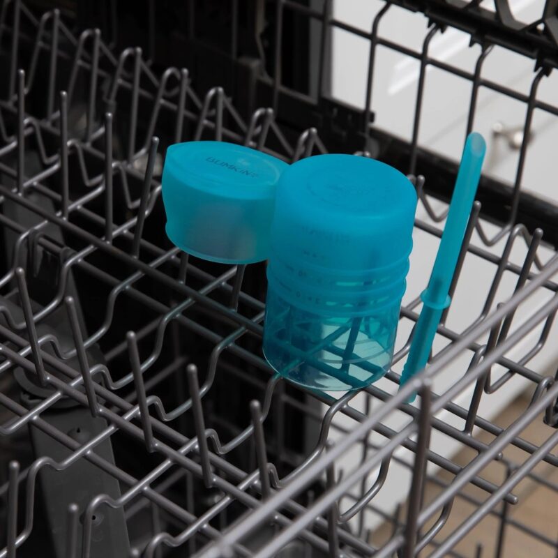 Bumkins Silicone Straw Cup with Lid: Blue Feeding