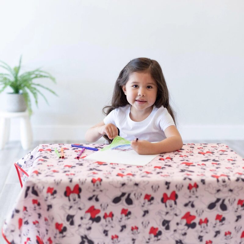 Splat Mat: Minnie Mouse made by Bumkins