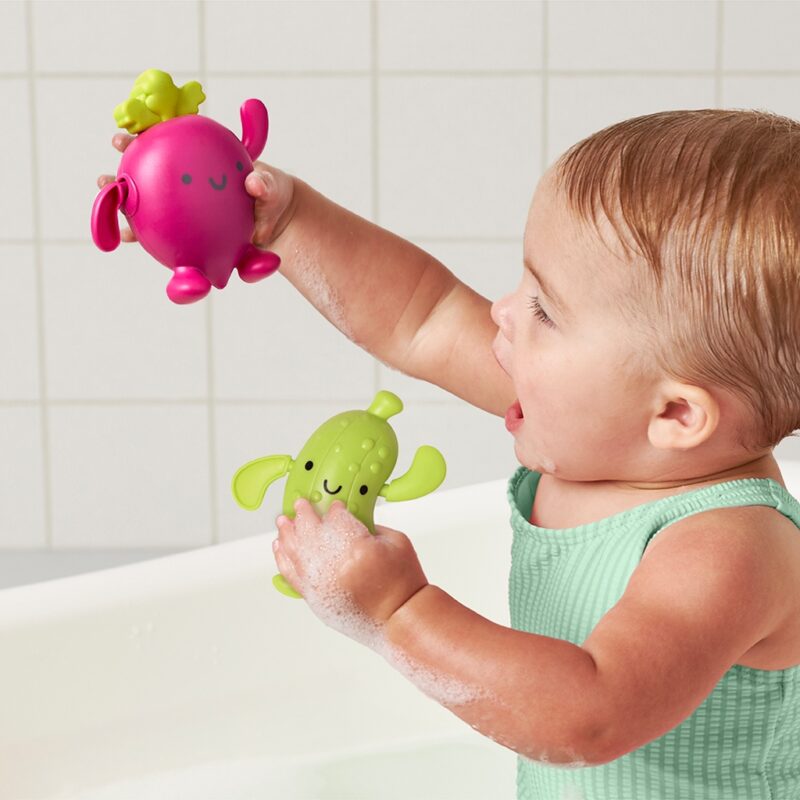 Silly Swimmers - Bath + Water Toy made by Itzy Ritzy