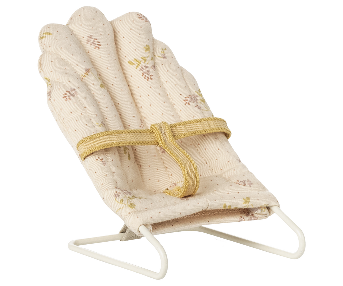 Maileg Babysitter Micro in Off White