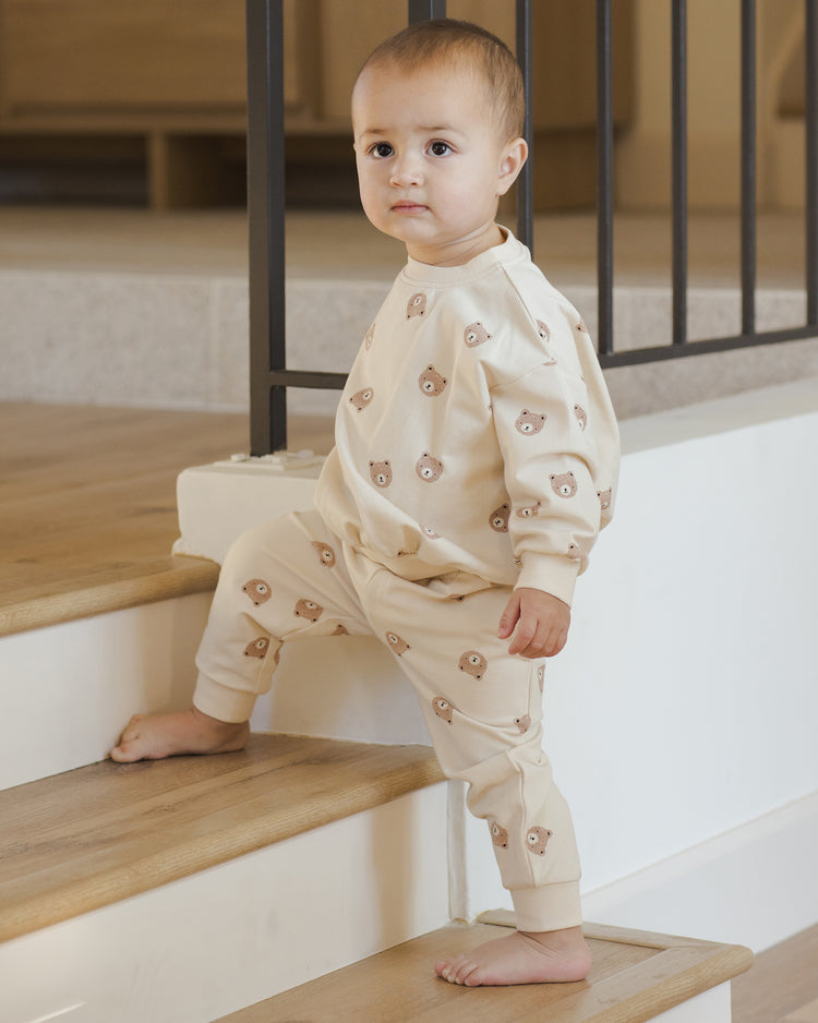 Quincy Mae Relaxed Sweatshirt In Brown Bear
