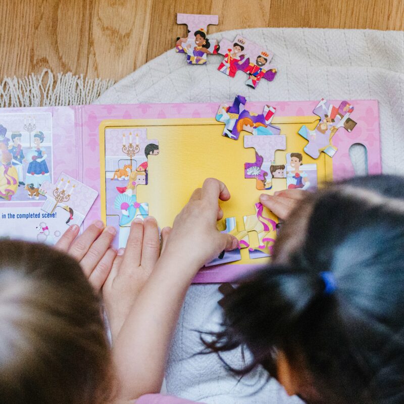 Take Along Magnetic Jigsaw Puzzles Princesses from Melissa & Doug