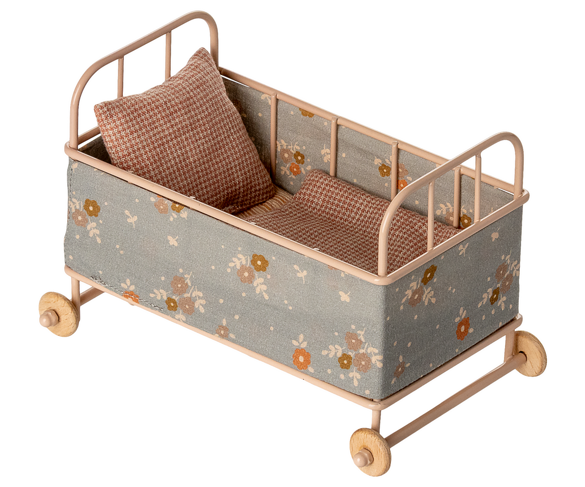 Maileg Cot Bed For Micro In Powder