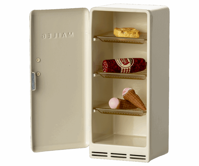 Fridge For Mouse In Off White made by Maileg
