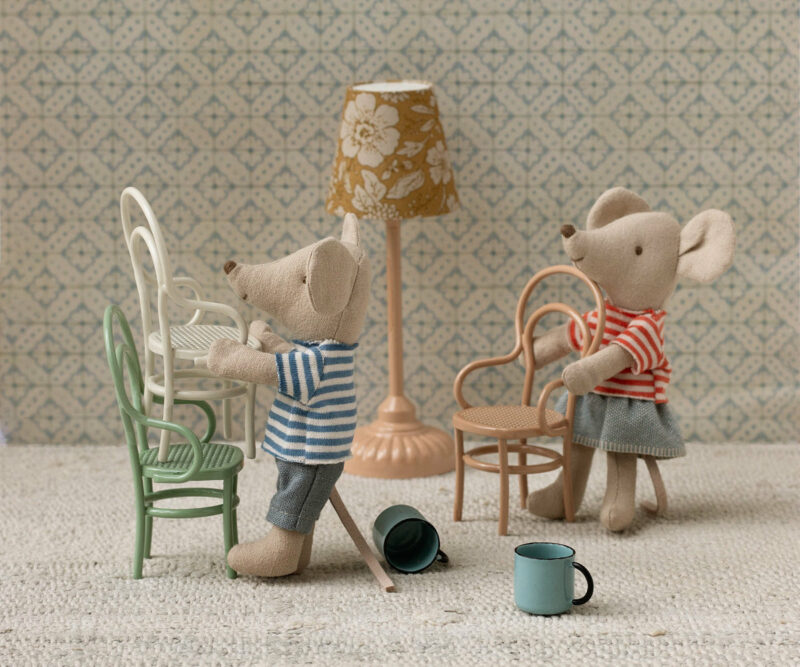 Vintage Chair For Mouse In Dark Powder from Maileg