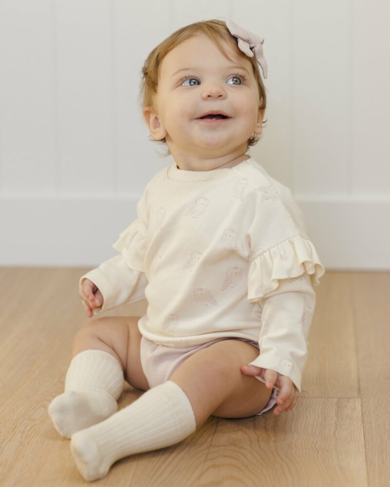 Quincy Mae Ruffle Long Sleeve Tee in Snow Owls