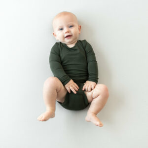 Kyte BABY Long Sleeve Bodysuit in Fir