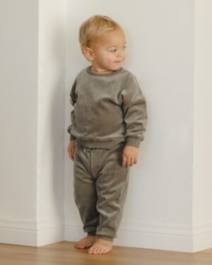 Quincy Mae Velour Relaxed Sweatshirt In Forest
