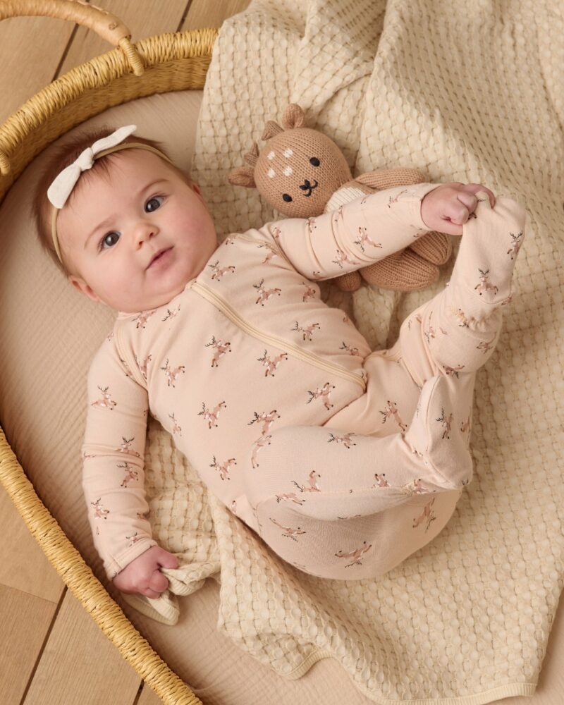 Quincy Mae Bamboo Zip Footie In Reindeer