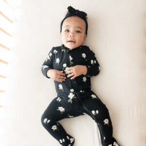 Kyte BABY Zippered Footie in Small Midnight Magnolia