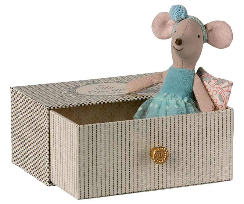 Maileg Little Sister Dance Mouse in Daybed
