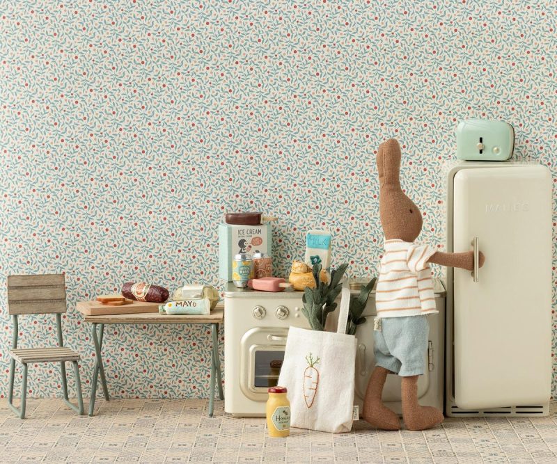 COLOURBOX69538885_2048x Maileg Vintage Miniature Kitchen