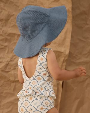 Rylee + Cru Floppy Swim Hat In Marine