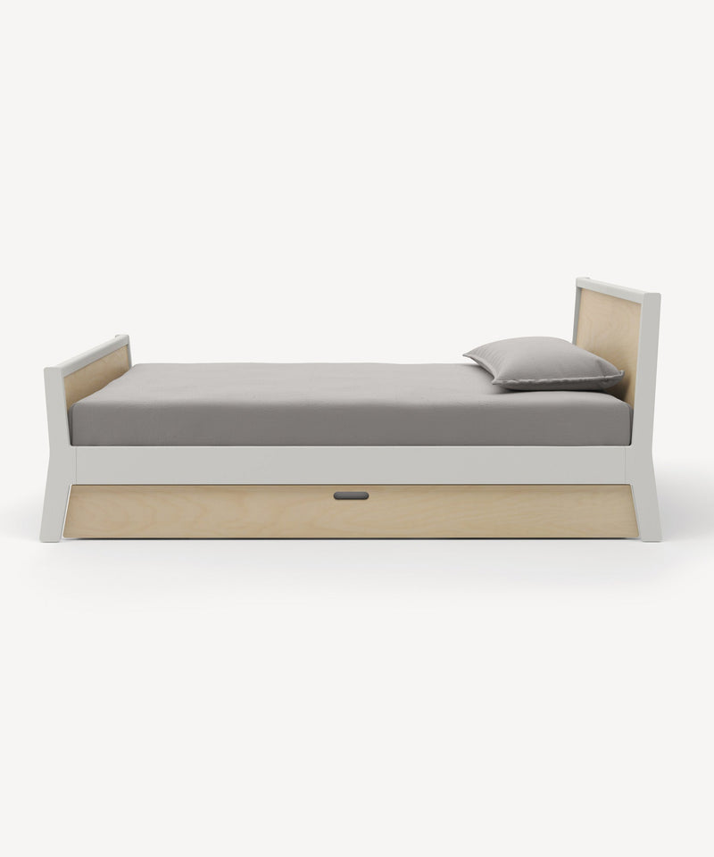 Oeuf Sparrow Twin Bed in Birch Nursery Furniture