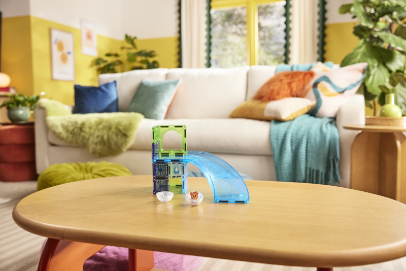 Hamster Ball 13-Piece Playset from Magna-Tiles