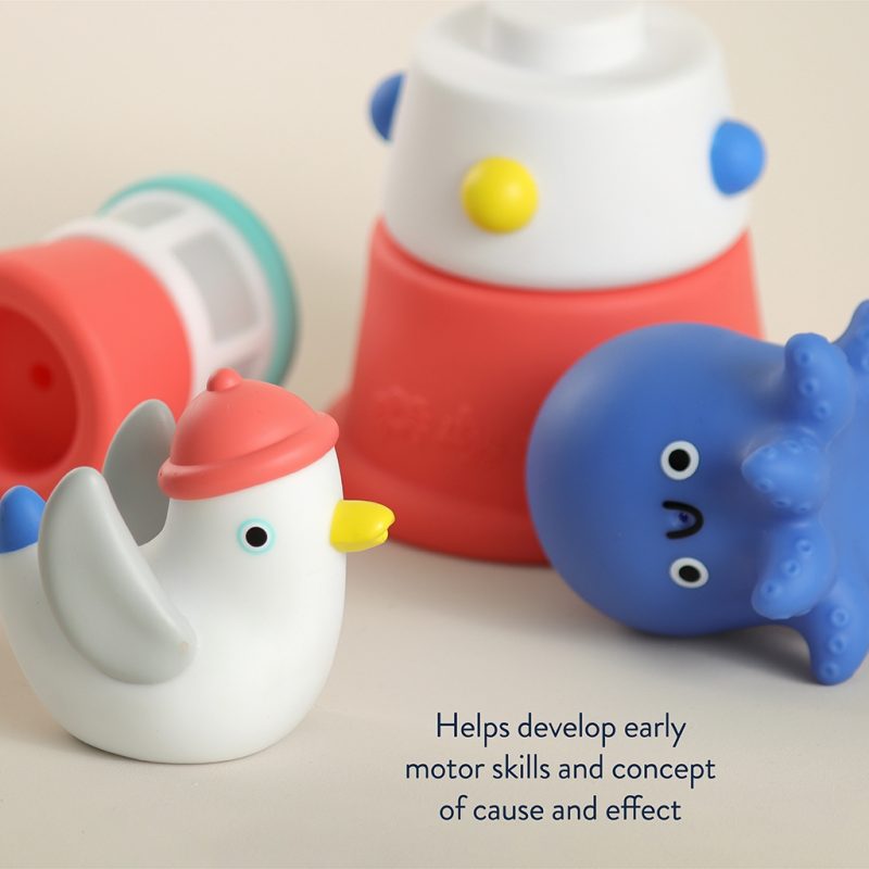 Itzy Ritzy Itzy Stack & Squirt Bath + Water Toy Toys