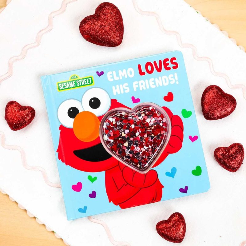 Sesame Street: Elmo Loves His Friends! Board Book from Simon & Schuster
