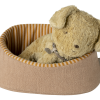 Pet Basket In Powder from Maileg