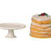 Party Cake and Cake Stand for Mouse in Off White made by Maileg