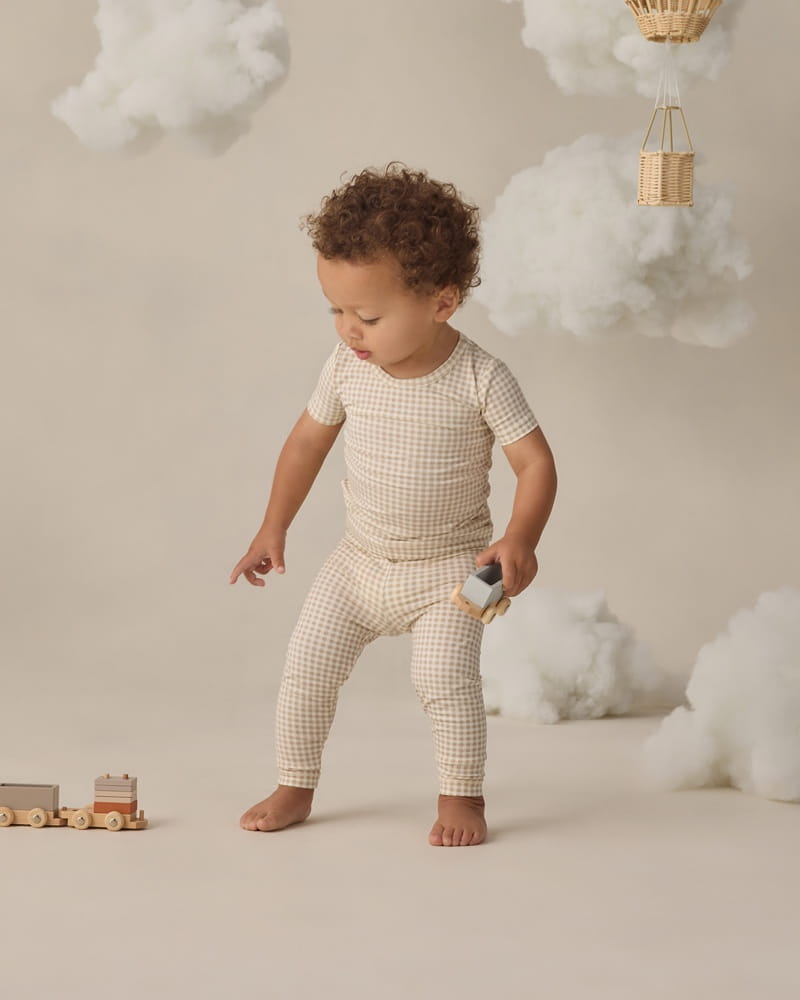 Quincy Mae Bamboo Short Sleeve Pajama Set in Oat Gingham