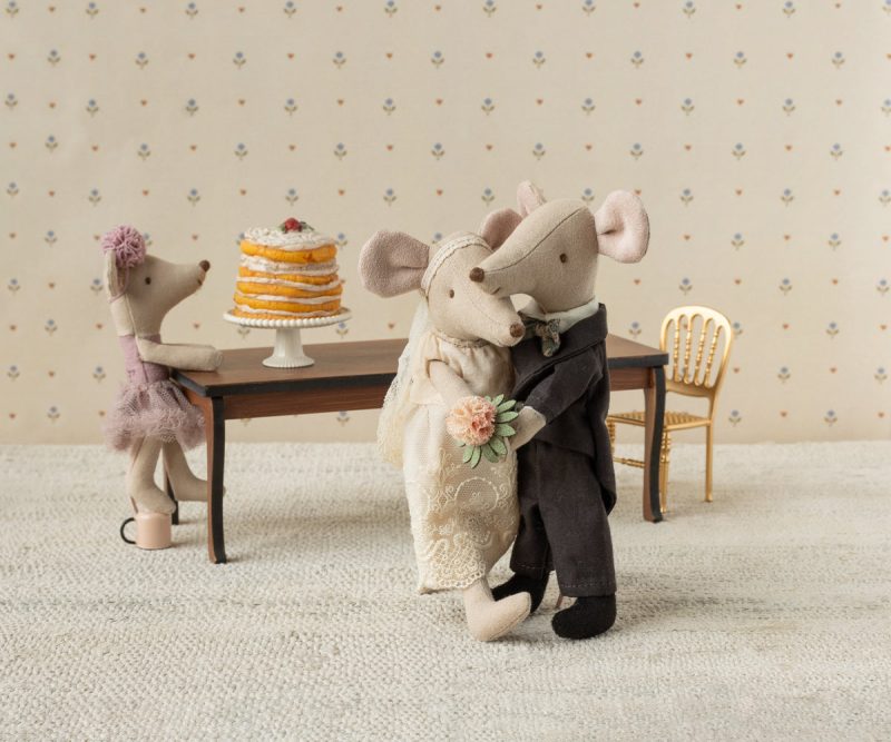 Wedding Mice Couple in Box from Maileg Wedding Mice Couple in Box from Maileg