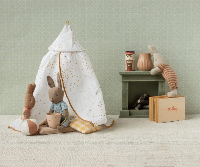 Bed Canopy Miniature in Off white made by Maileg Bed Canopy Miniature in Off white made by Maileg