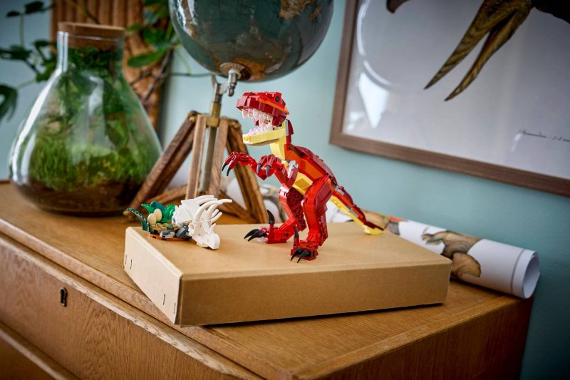 LEGO Fierce Dinosaur 31379