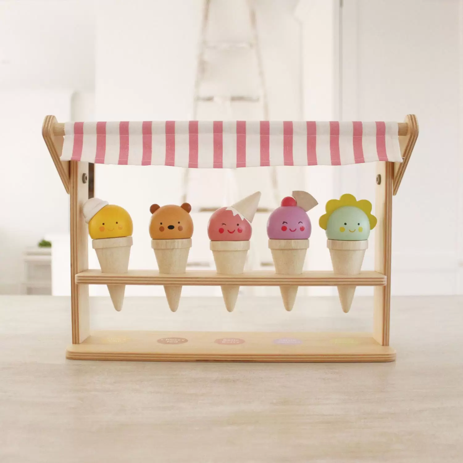 Tender Leaf Toys Scoops & Smiles Ice Cream Set from Tender Leaf Toys Tender Leaf Toys Scoops & Smiles Ice Cream Set from Tender Leaf Toys